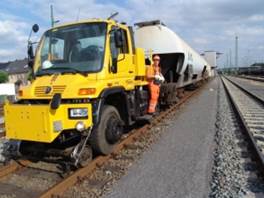&Lcy;&ocy;&kcy;&ocy;&mcy;&ocy;&bcy;&icy;&lcy;&softcy; Unimog U400